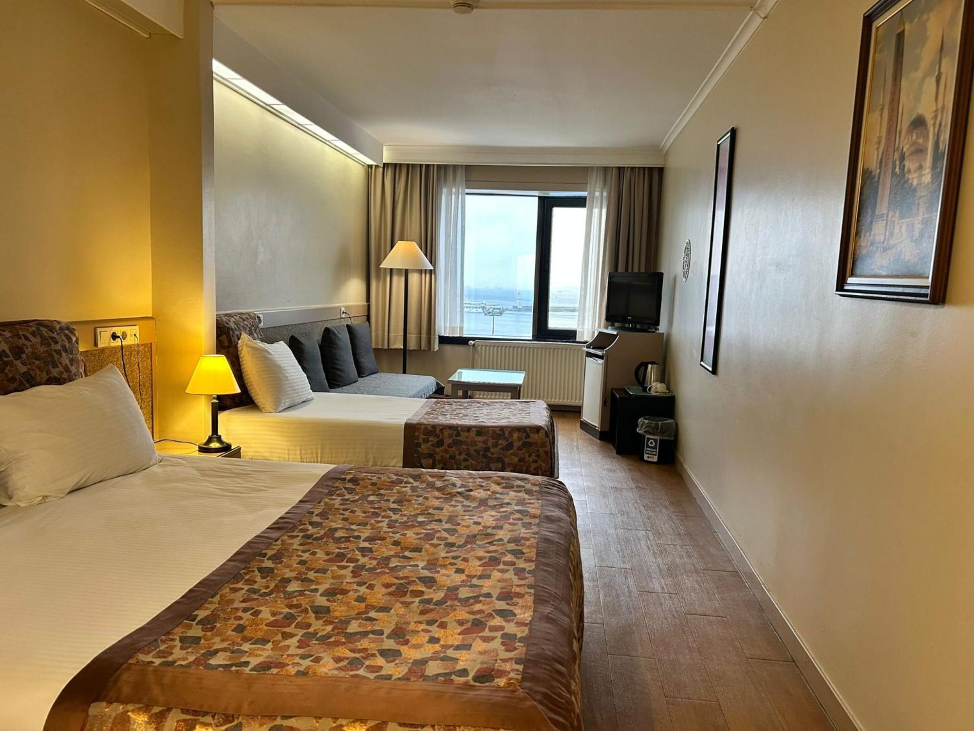 Kadikoey Rihtim Hotel Стамбул Екстер'єр фото
